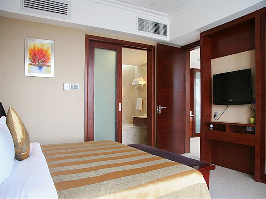 Peony International Hotel Xiamen Esterno foto