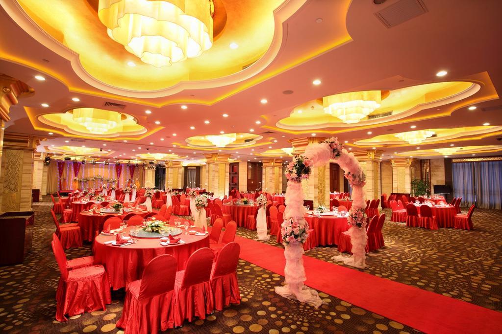 Peony International Hotel Xiamen Esterno foto